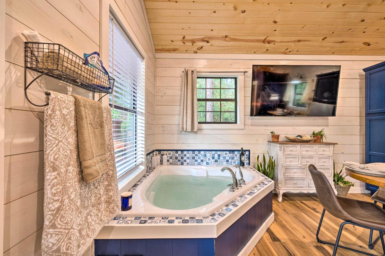Romantic Broken Bow Cabin With Jacuzzi And Fire Pit! מראה חיצוני תמונה